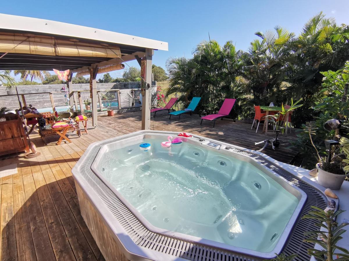Bungalow La Perle - Jacuzzi - Piscine Saint-Francois  Ngoại thất bức ảnh