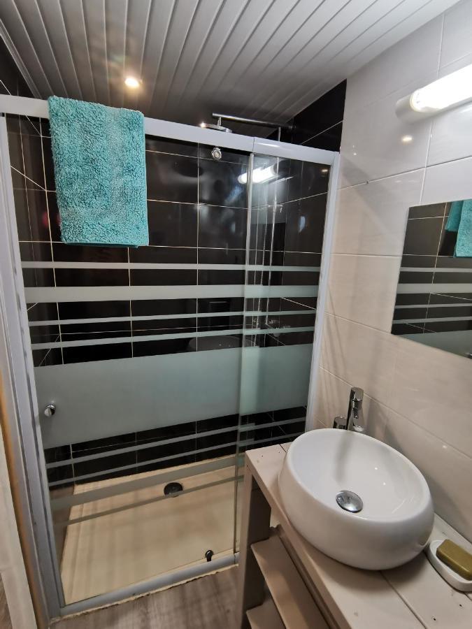 Bungalow La Perle - Jacuzzi - Piscine Saint-Francois  Ngoại thất bức ảnh